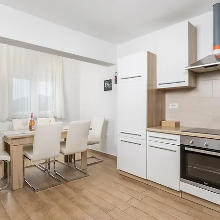 Apartmán Alternus A