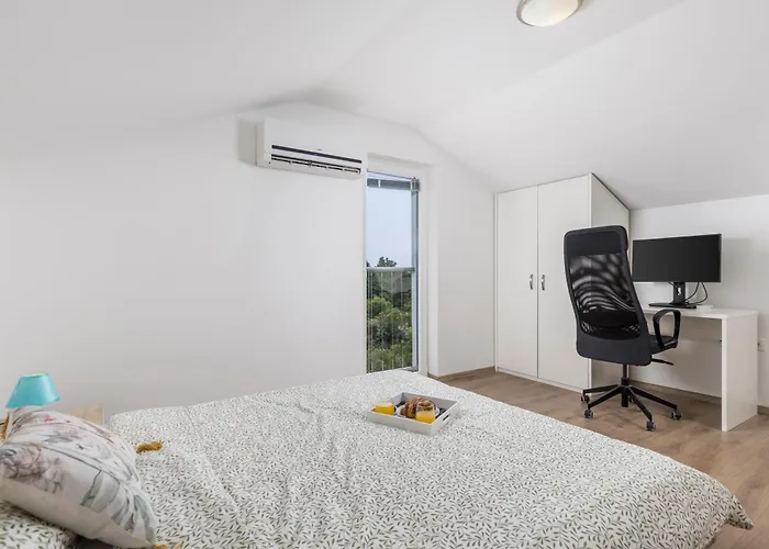 Alternus A Apartman Veprinac